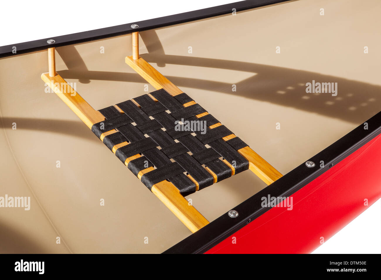 rot-Kanu mit einem Nylon-Web-Platz mit einem Schatten, isoliert auf weiss Stockfoto