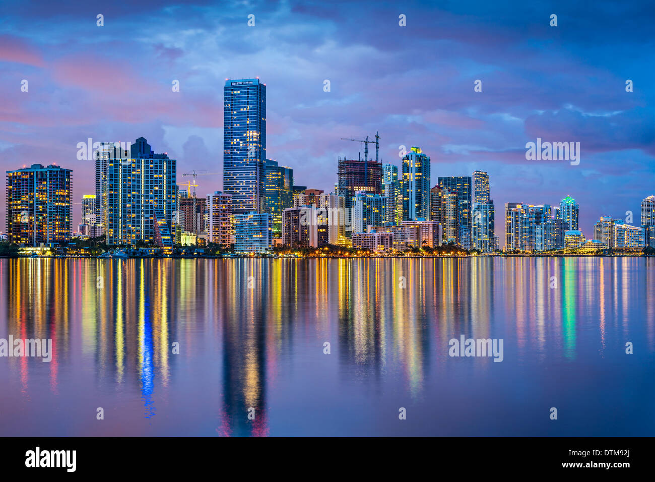 Skyline von Miami, Florida an der Biscayne Bay. Stockfoto