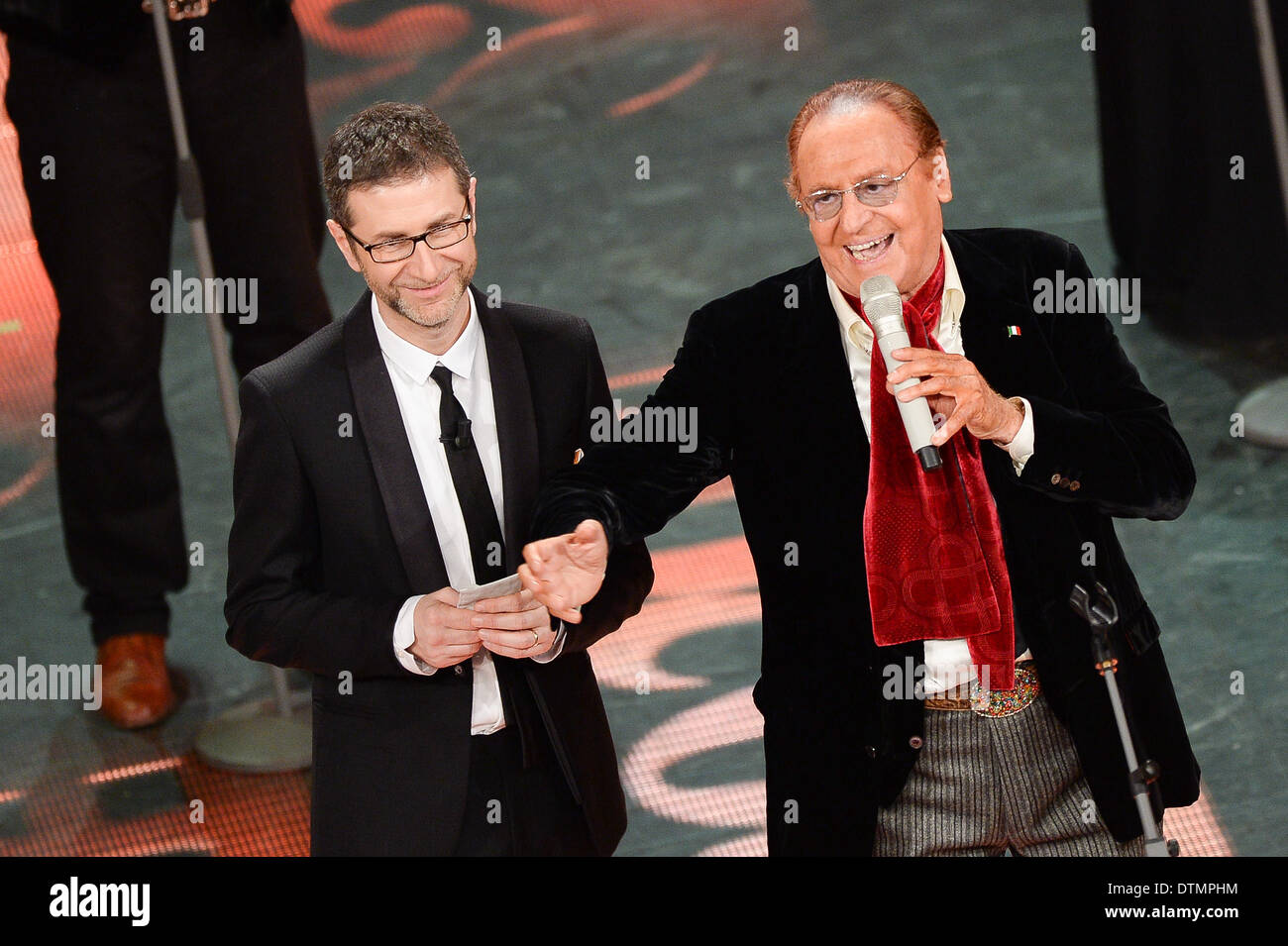 Sanremo, Italien. 20. Februar 2014. Renzo Arbore besuchen Sie die dritte Nacht 64rd Lied-Festival von Sanremo im Teatro Ariston am 20. Februar 2014 in San Remo, Italien. Bildnachweis: Manuel Romano/NurPhoto/ZUMAPRESS.com/Alamy Live-Nachrichten Stockfoto