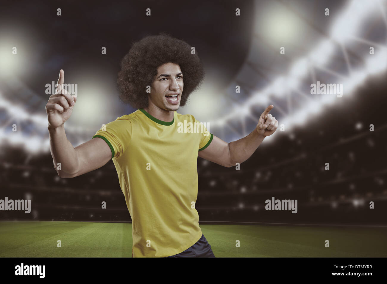 Fußball oder Fußball Spieler auf dem Feld bei Weltmeisterschaft in Brasilien Stockfoto