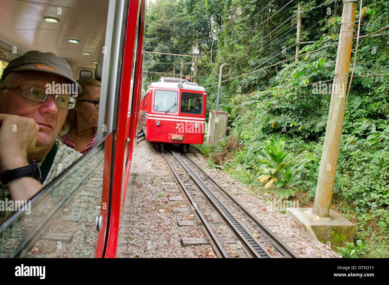 Brasilien, Rio De Janeiro, Tijuca Nationalpark Corcovado touristische Seilbahn auf den Gipfel des Berges. (MR) Stockfoto