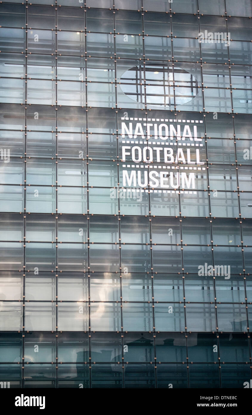 Außenseite des National Football Museum in die Urbis Gebäude im Stadtzentrum von Manchester, England, UK Stockfoto