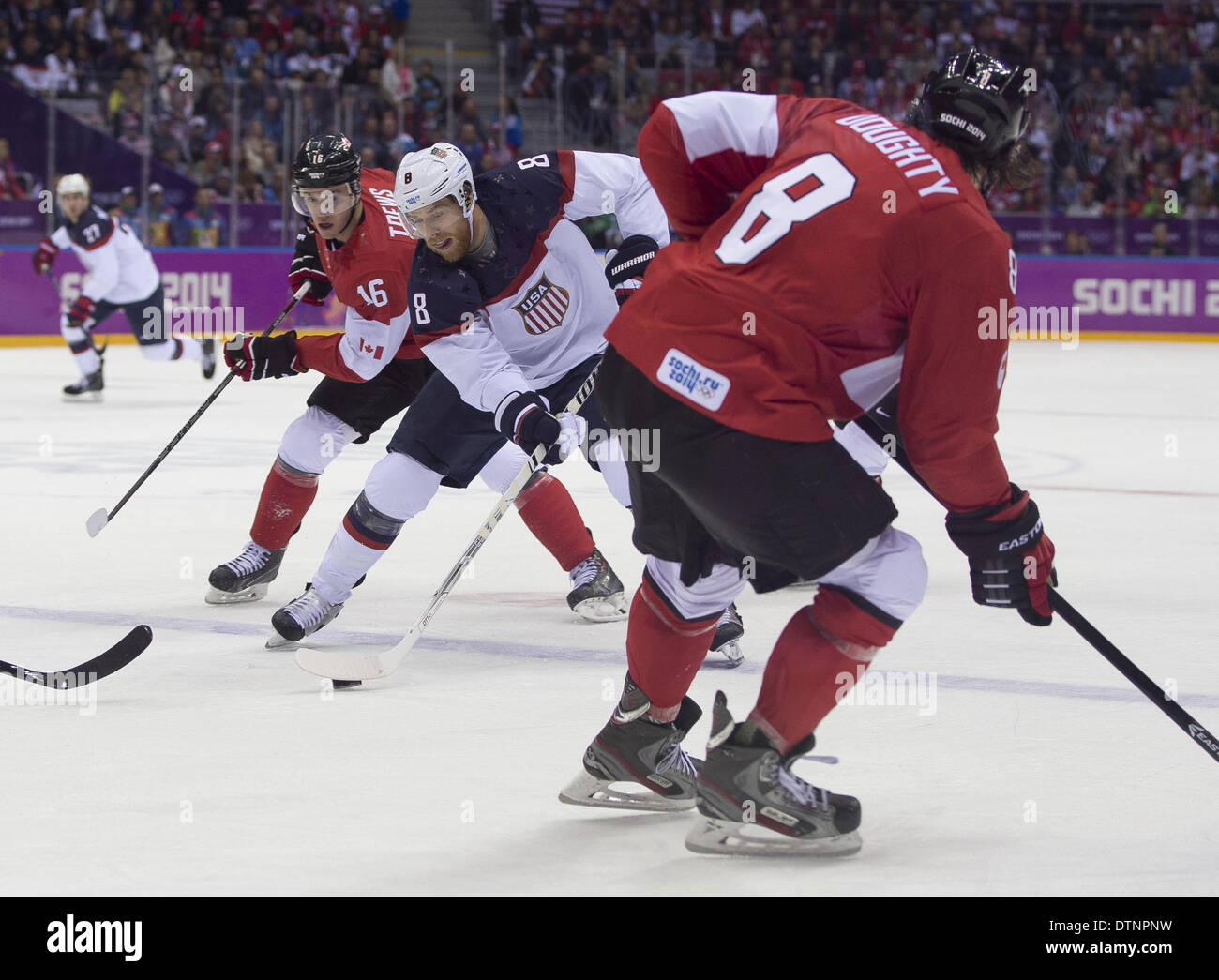 Sotschi, Russland. 21. Februar 2014. Winterspiele 2014 - Sotschi, Russia.Hockey USA Vs Kanada - Men - Semifinals.USA Hockey JOE PAVELSKI Credit: Jeff Cable/ZUMAPRESS.com/Alamy Live News Stockfoto