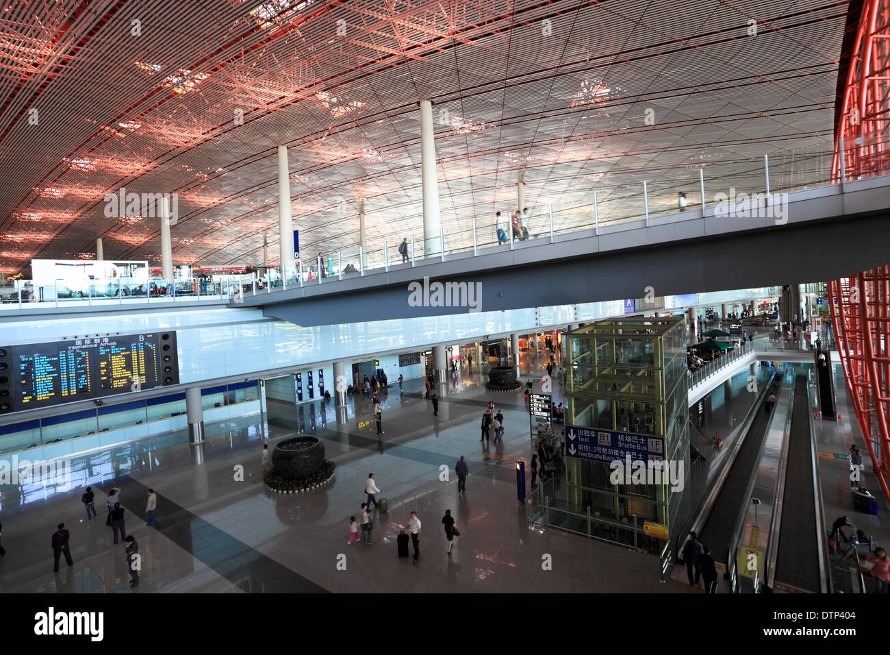 modernen Flughafenhalle Stockfoto