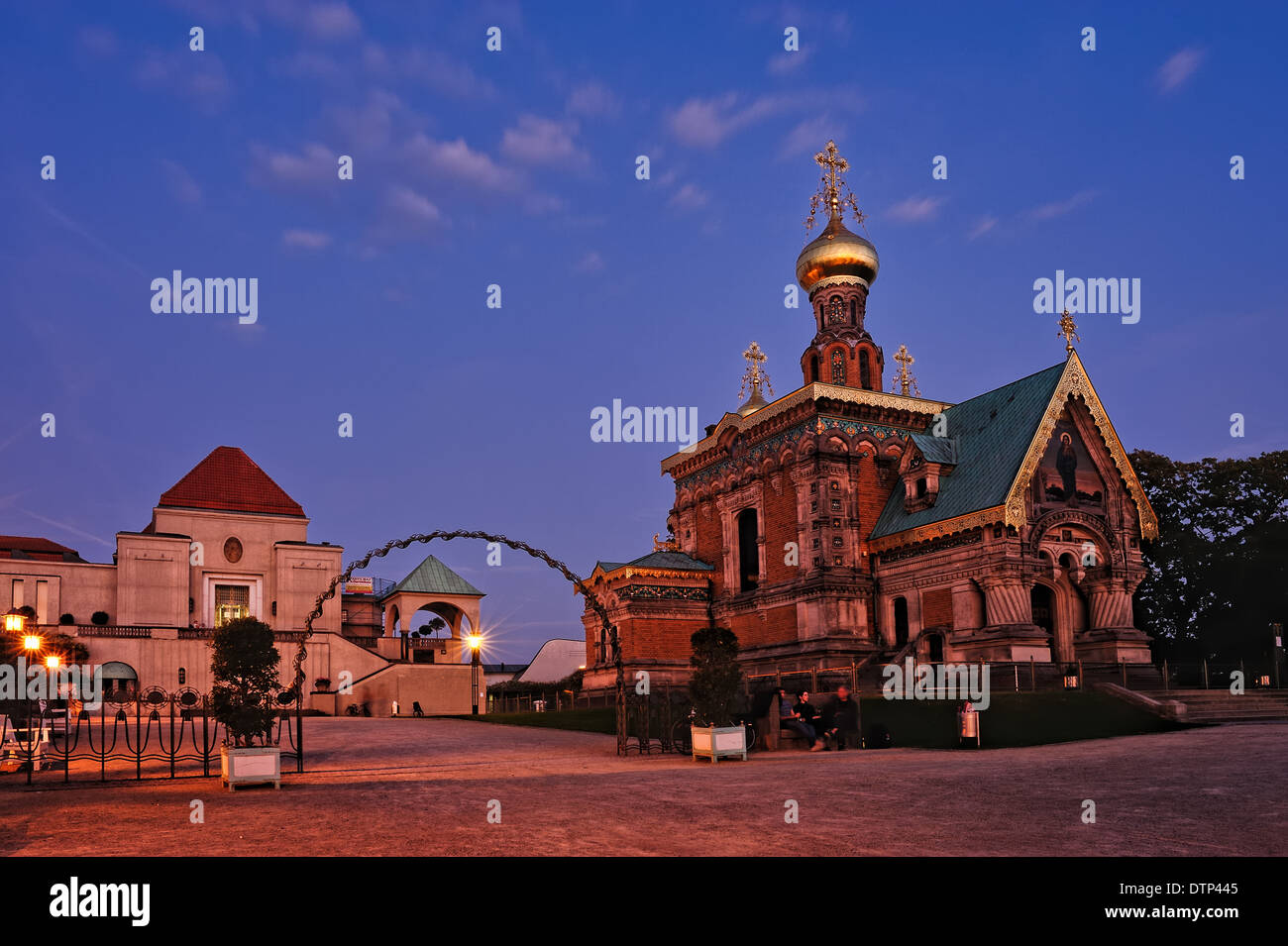 Die orthodoxe Kirche St. Maria Magdalena und der Hochzeitsturm, Darmstadt Stockfoto