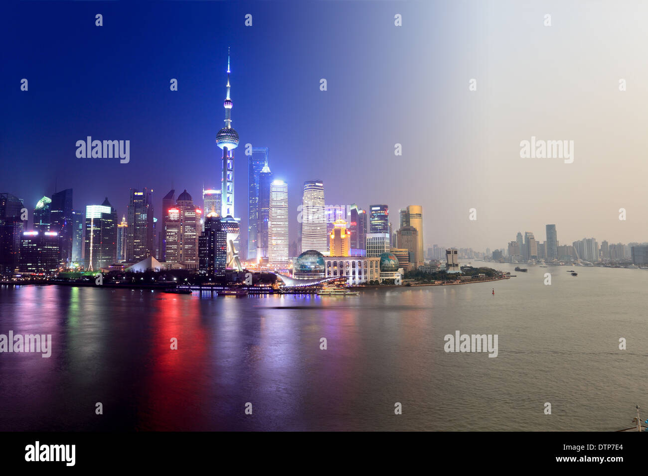 Tag und Nacht in shanghai Stockfoto