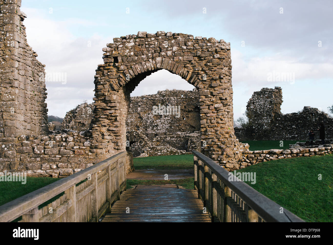Blick auf Ogmore Burg von Ogmore-by-Sea, SOUTH Wales, Australia Stockfoto