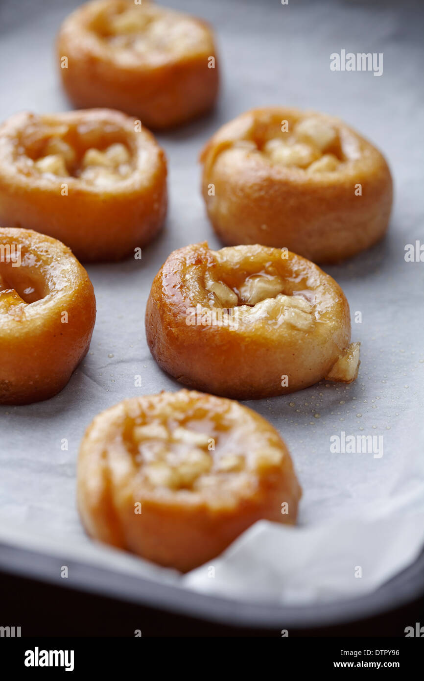 Mini-Apfel Kuchen frisch aus dem Ofen Stockfoto