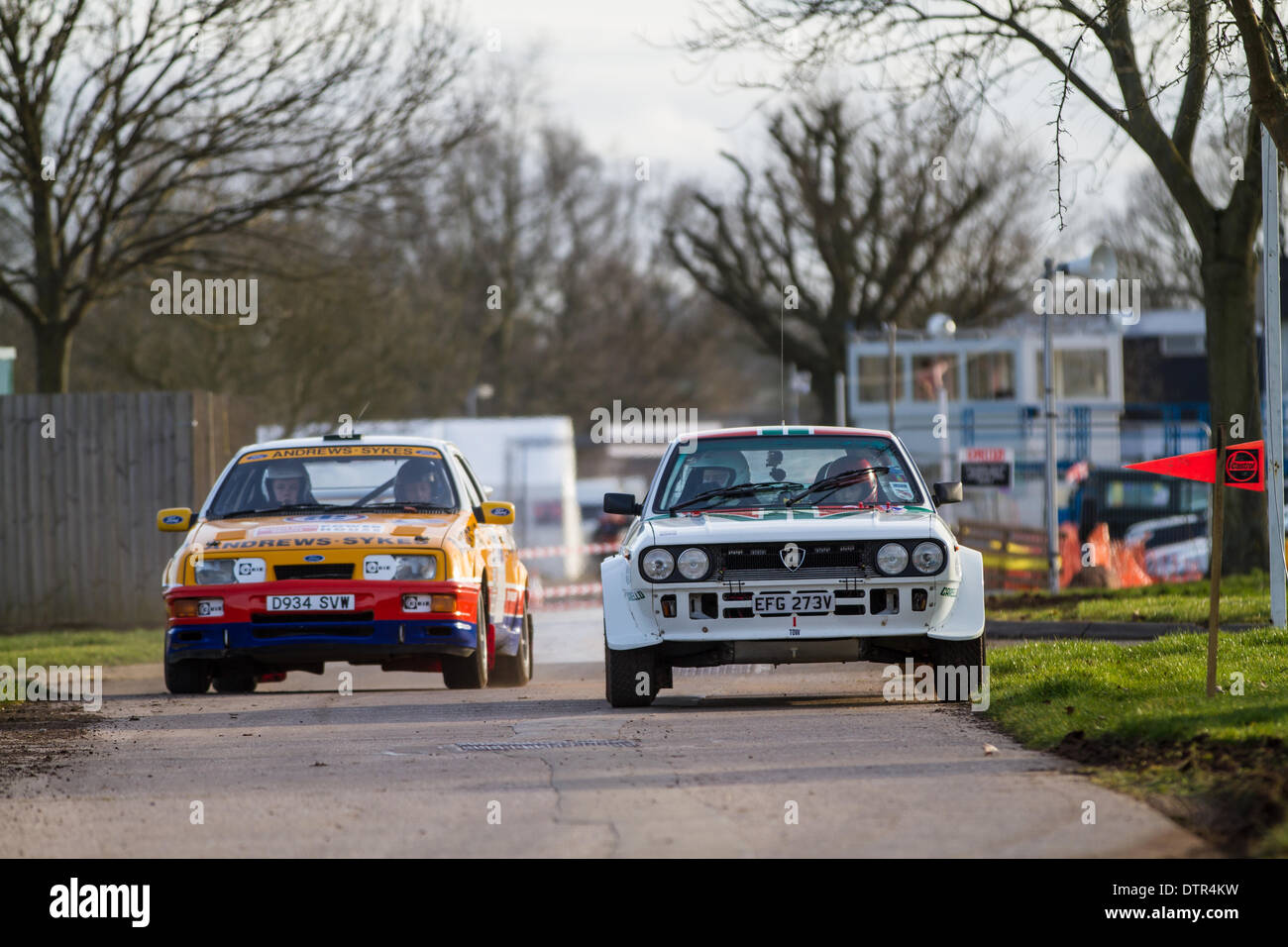 Stoneleigh Park, Coventry, UK. 22. Februar 2014. Rennen Live-Retro Rallye Phasen im Stoneleigh Park mit klassischen B Klasse Rallye-Autos von Audi, Ford, Ferrari, MG und verschiedener Hersteller Credit: Steven Reh/Alamy Live News Stockfoto