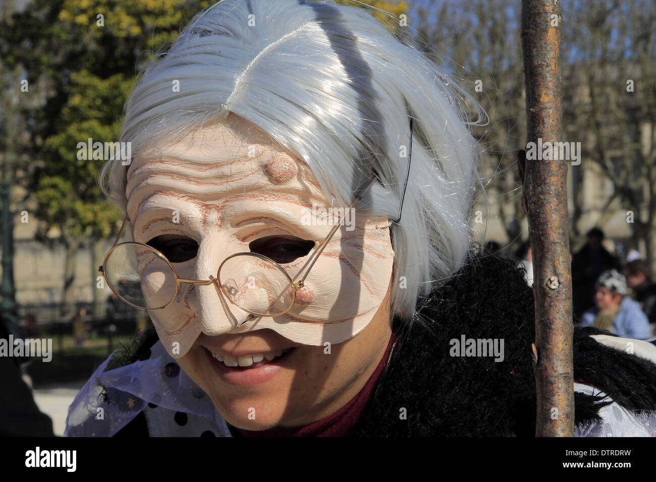 Montpellier, Frankreich, 22. Februar 2014. Occitan Karneval von Schulen Calandretas Montpellier organisiert. Durch die Straßen und das Urteil des Herrn Carnival vorgeführt. Bildnachweis: Digitalman/Alamy Live-Nachrichten Stockfoto