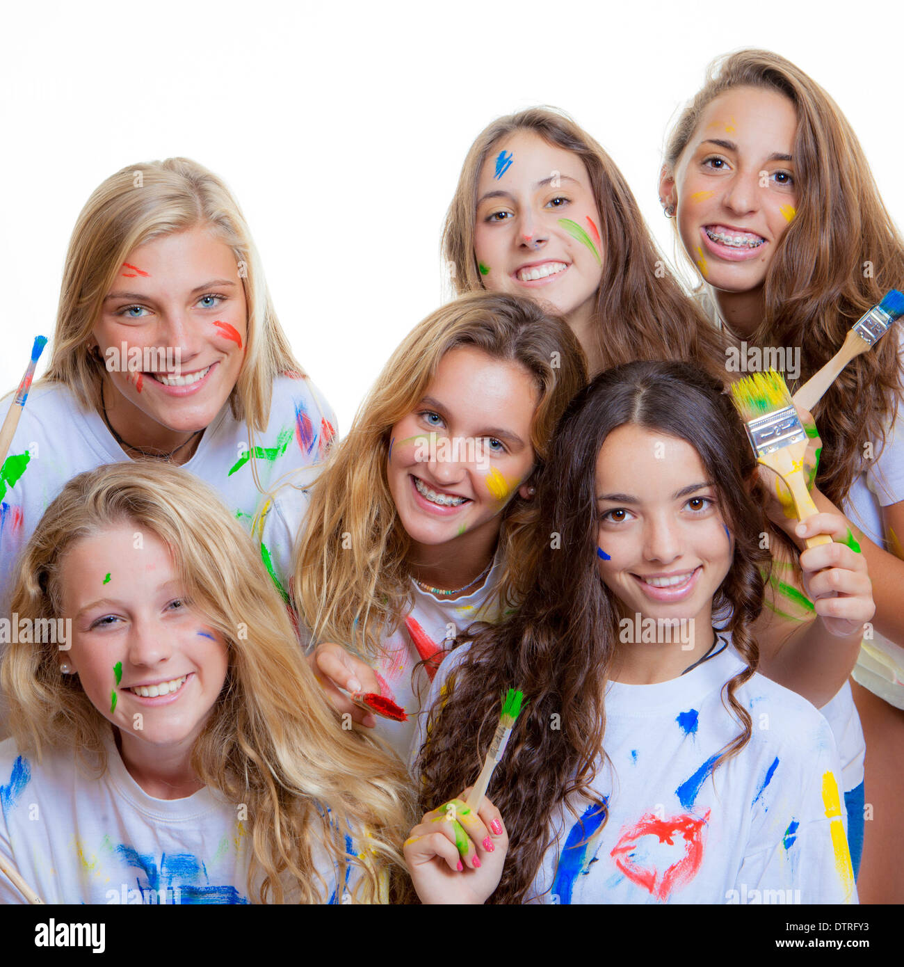 Spaß mit Farbe im Sommercamp Stockfoto