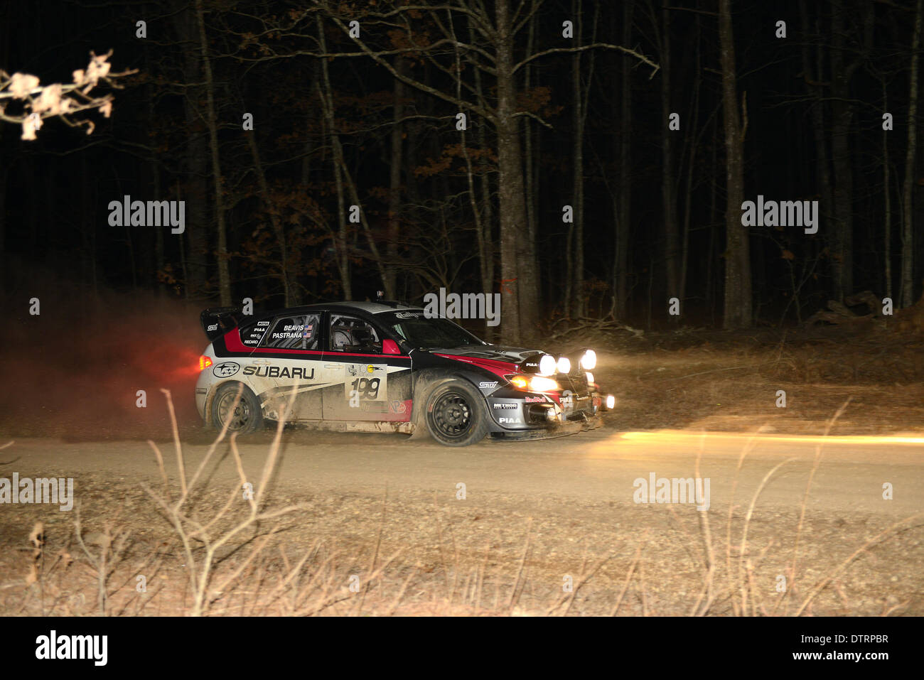 Salem, Missouri, USA. 22. Februar 2014. Travis Pastrana in Rally America racing, 100 Hektar großen Holz Salem Missouri 22 201 Credit: Carlos mitdem Bilder / Alamy Live News Stockfoto