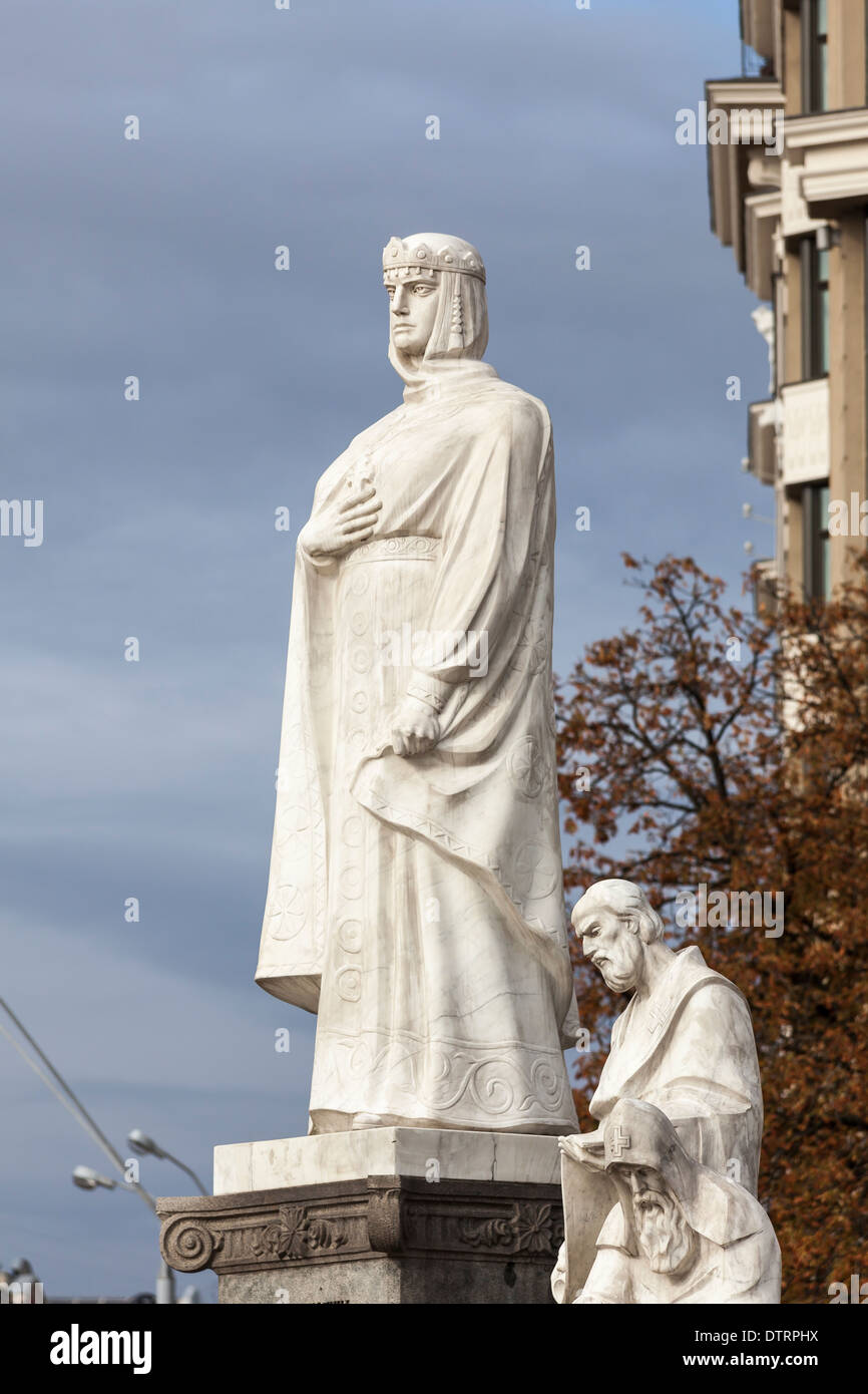 Statue der Heiligen Olga von Kiew, Kiew, Ukraine, Osteuropa Stockfoto
