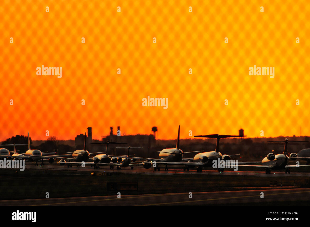 Flugverkehr am internationalen Flughafen Philadelphia, Philadelphia, Pennsylvania. Stockfoto