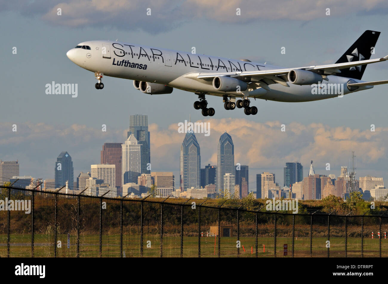 Flugreisen Sie in Philadelphia International Airport in Philadelphia, Pennsylvania. Stockfoto