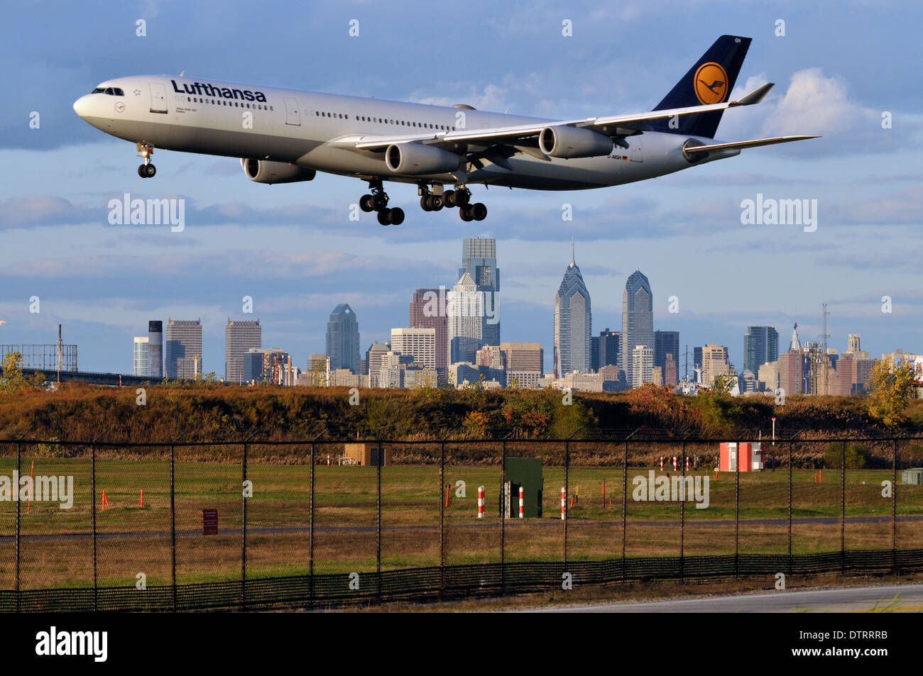 Flugreisen Sie in Philadelphia International Airport in Philadelphia, Pennsylvania. Stockfoto