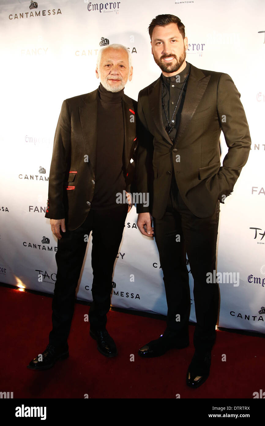 Maksim Chmerkovskiy (R) und Robert Kheit teilnehmen Cantamessa Männer Launch Party in Tao Downtown Lounge am 10. Februar 2014. Stockfoto