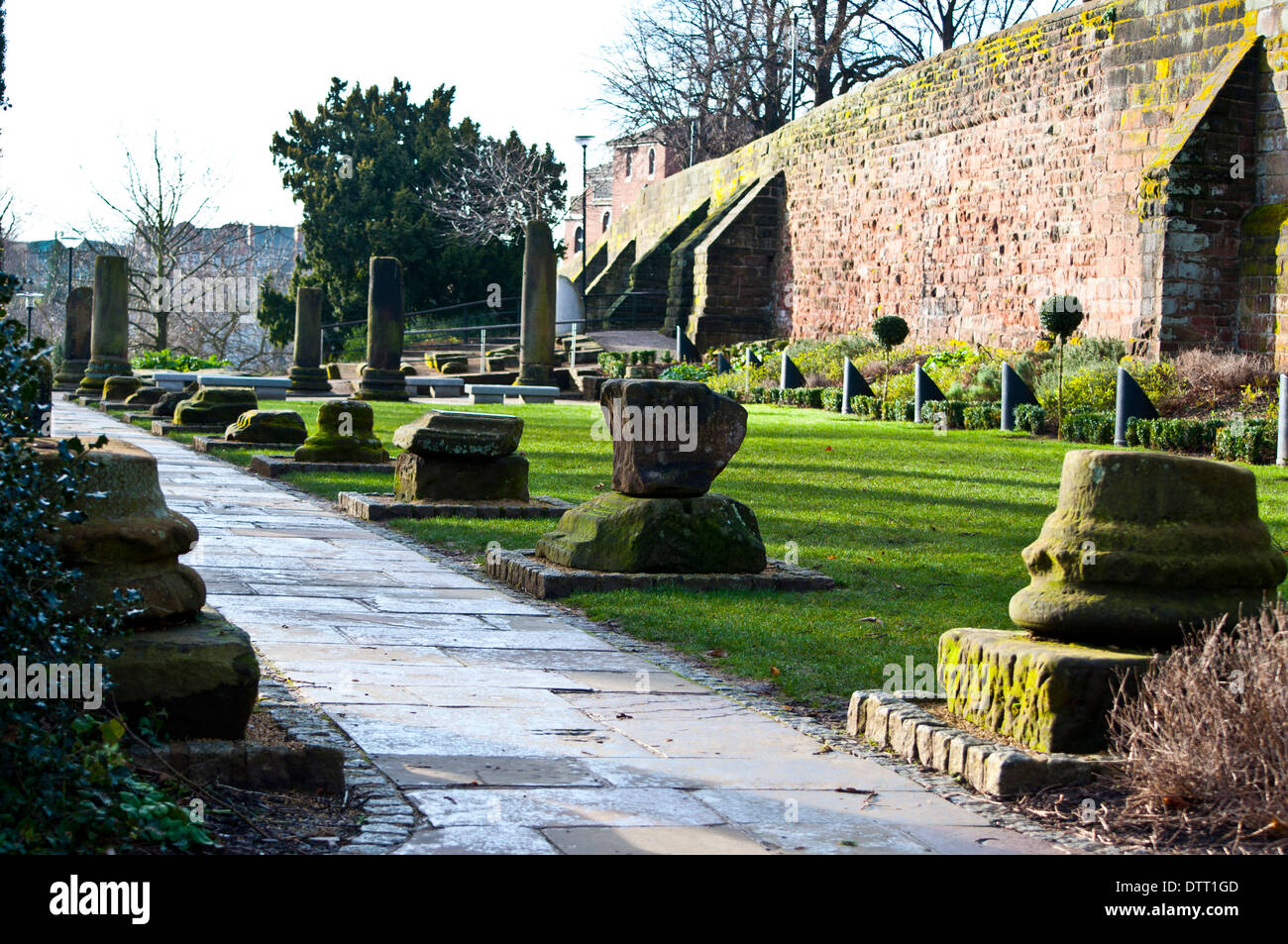 Römische Säulen römischen Gärten Chester Stockfoto, Bild