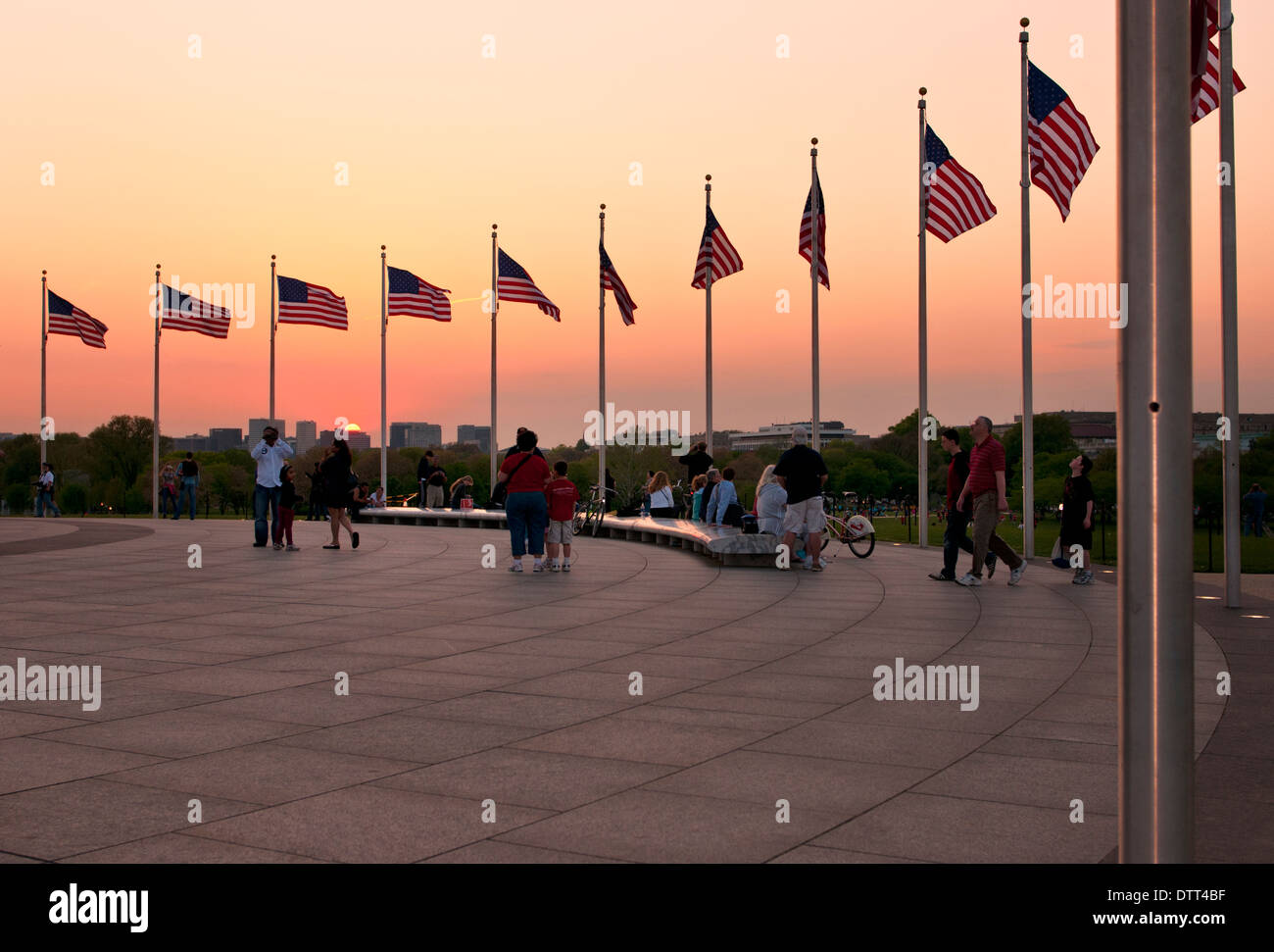 Washington DC Sonnenuntergang auf dem Gelände das Washington Monument. Stockfoto