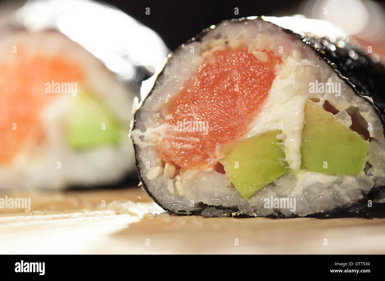 Avocado rolle -Fotos und -Bildmaterial in hoher Auflösung – Alamy Avocado rolle -Fotos und -Bildmaterial in hoher Auflösung – Alamy