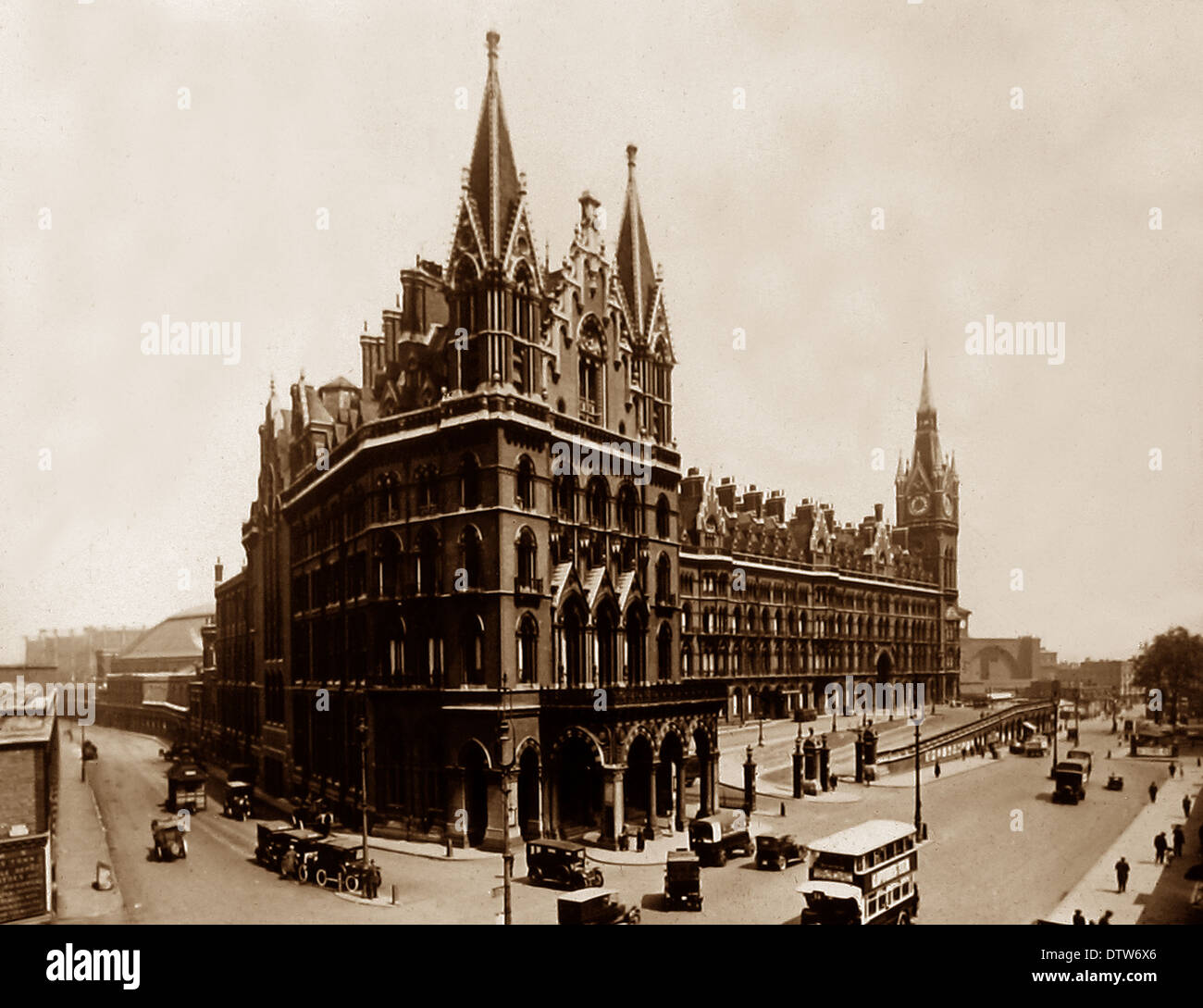 London St. Pancras Bahnhof wahrscheinlich 1920/30er Jahre Stockfoto