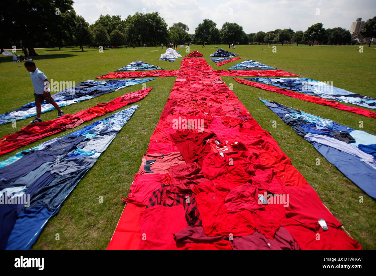 Union Jack-Flagge von unerwünschten Kleidung Stockfoto