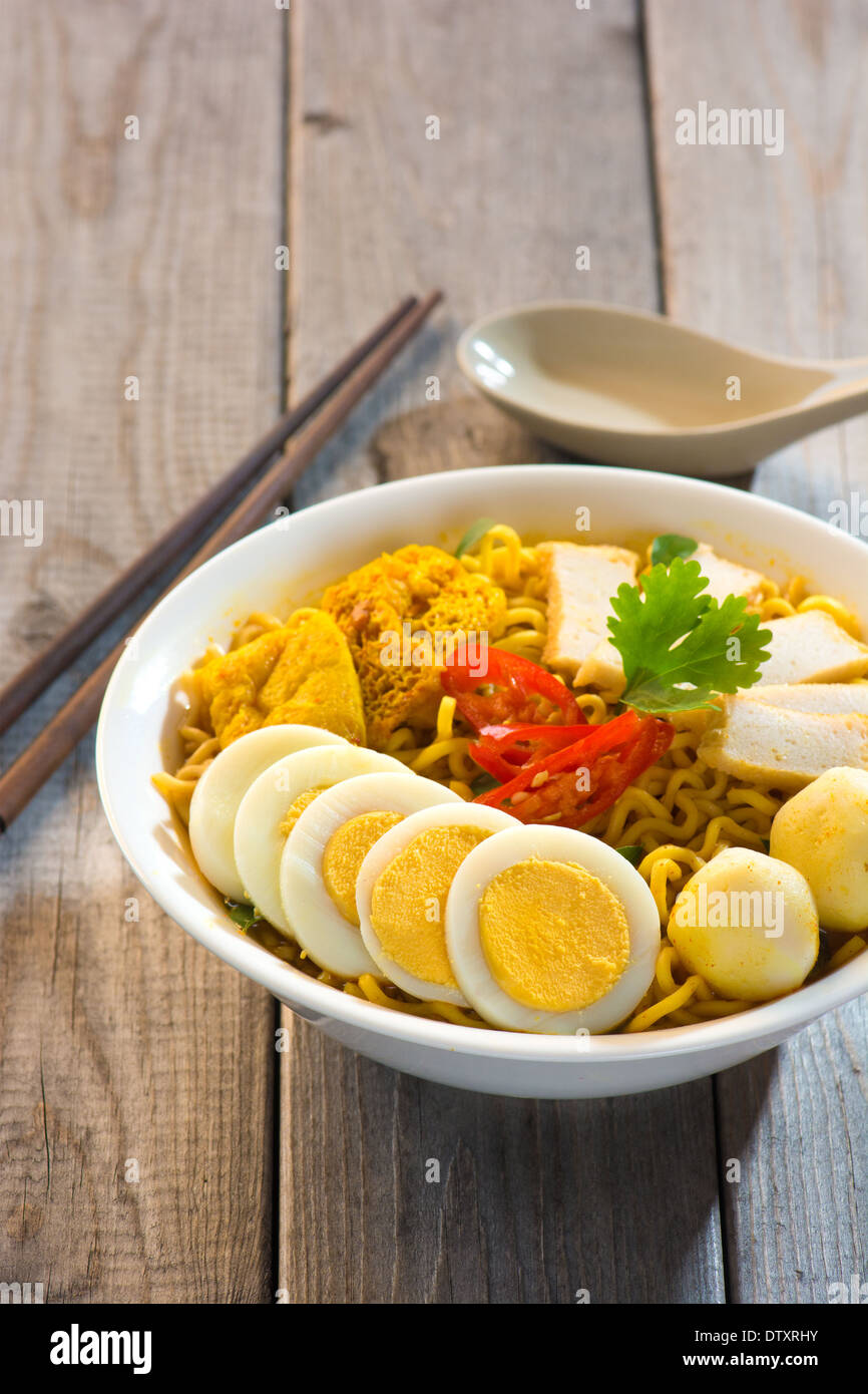 Instant Curry Laksa Nudel, Singapur Stil Stockfoto