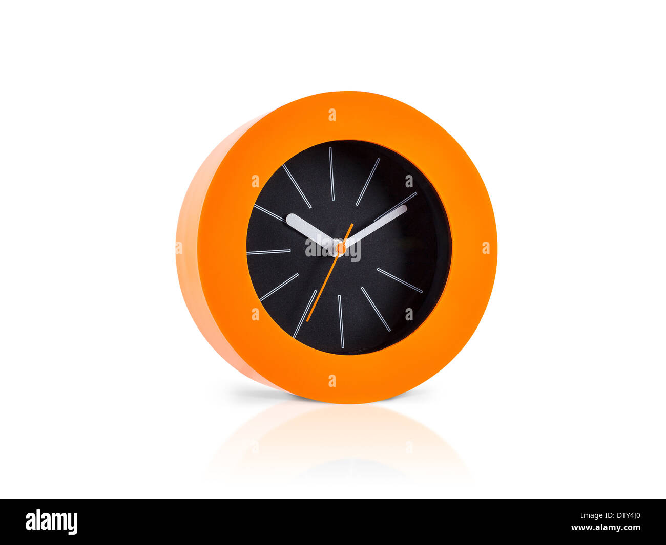 Moderne orange Uhr isoliert auf weißem Hintergrund Stockfoto