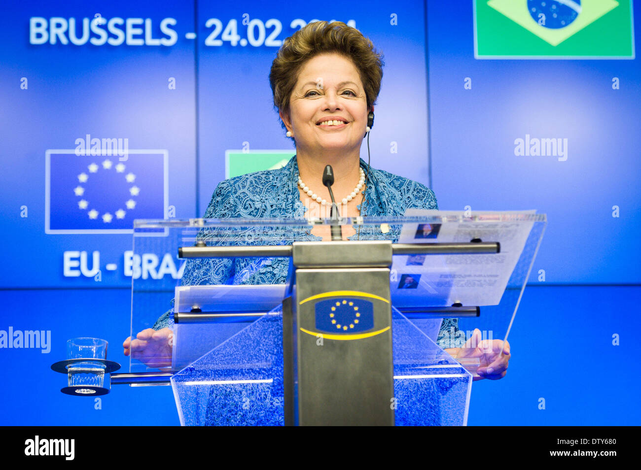 Brasiliens Präsidentin Dilma Rousseff hält Pressekonferenz am Ende eine EU-Brasilien-Gipfel in Brüssel am 24.02.2014 von Wiktor Dabkowski Stockfoto