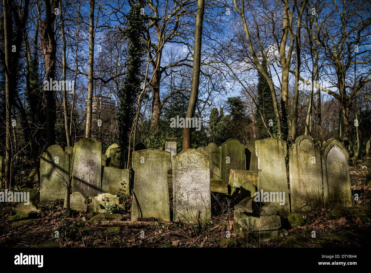 Tower Hamlets Friedhof im East End von London, Großbritannien Stockfoto