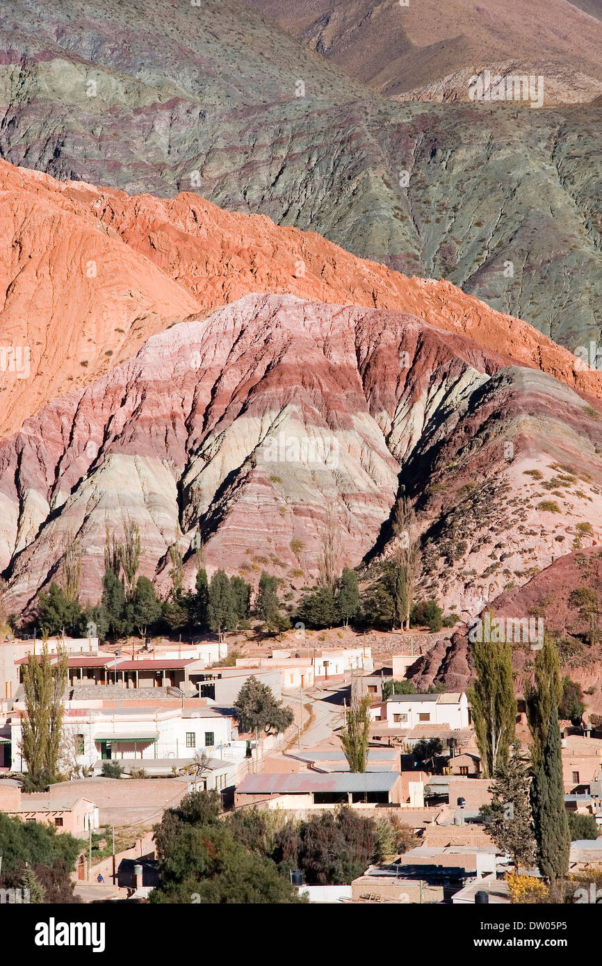 Cerro de Los Siete Colores, Purmamarca, Jujuy, Argentinien Stockfoto