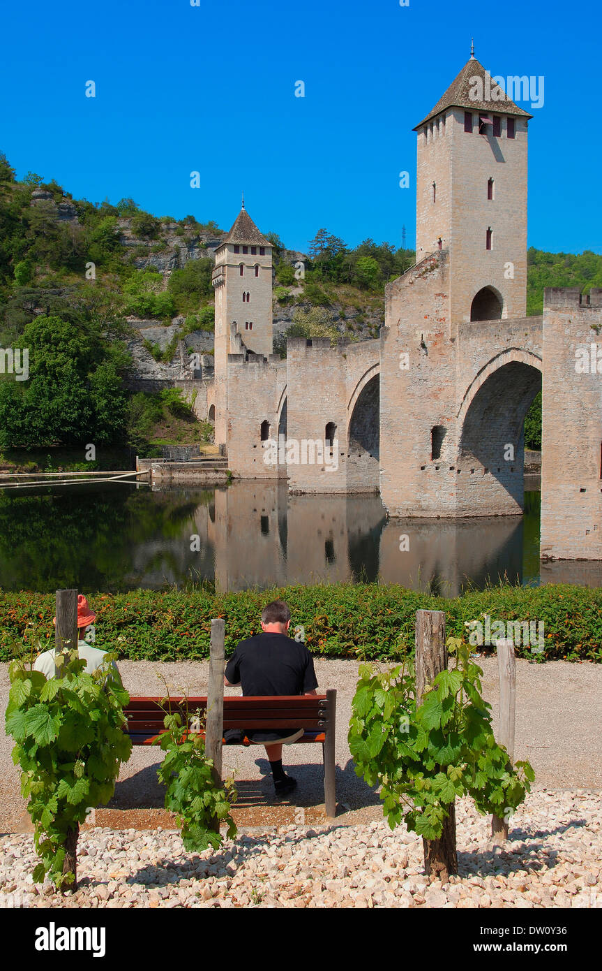 Cahors, Valentre Brücke Pont Valentre, Fluss Lot, Lot Handelsverträge, Quercy, Via Podiensis, Way of St. James, Frankreich. Europa Stockfoto