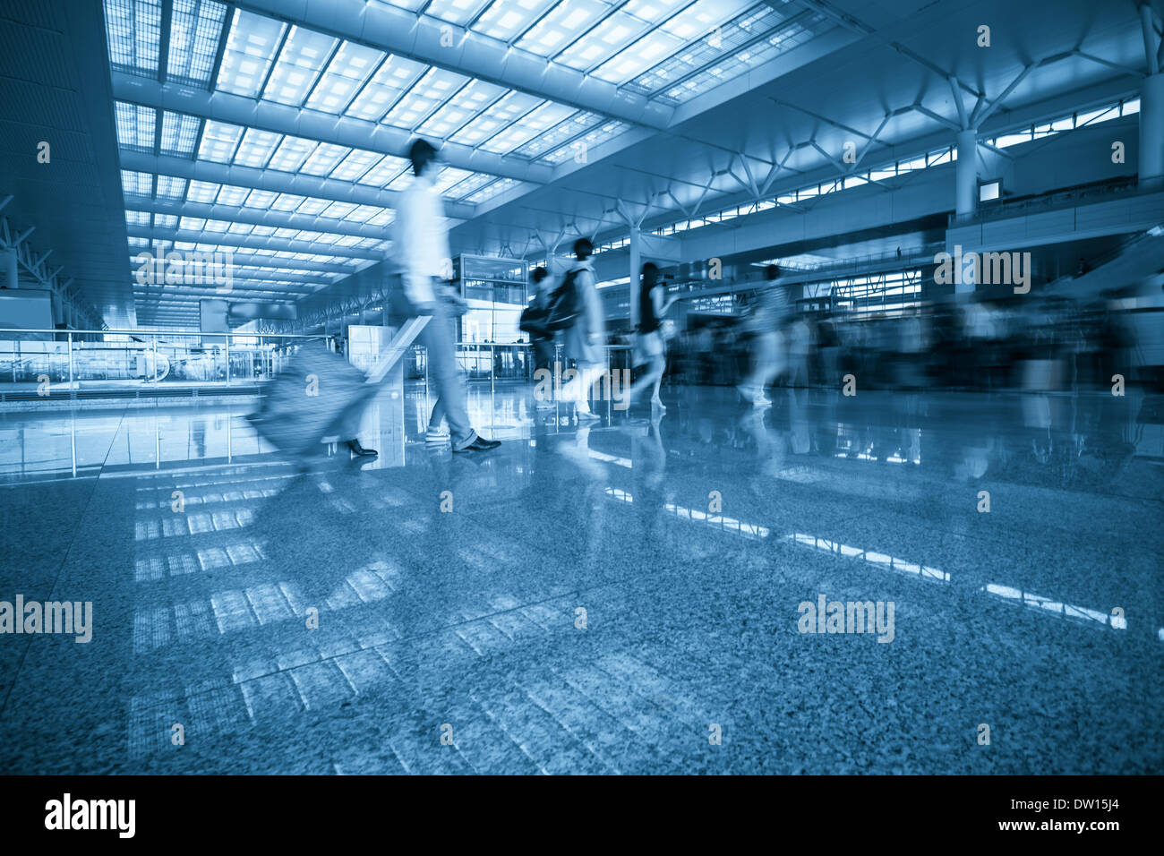 beschäftigt Passagier Schlange Stockfoto
