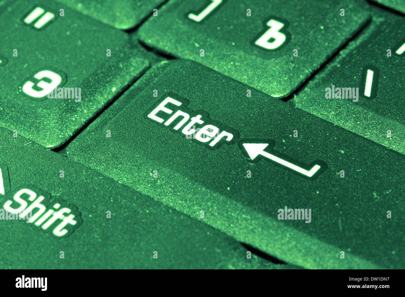 Nahaufnahme der Computer-Tastatur mit der Taste ENTER Stockfoto