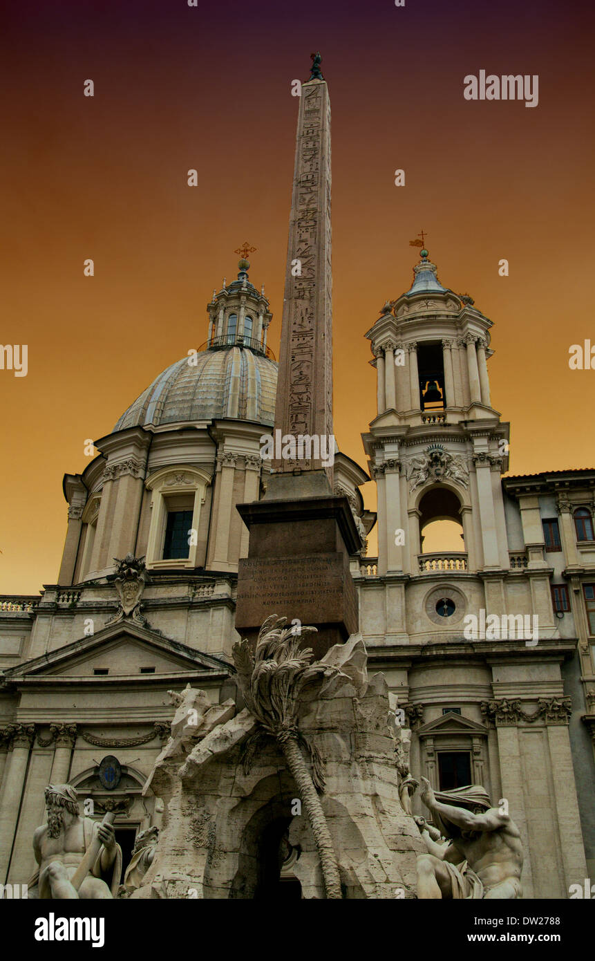 Piazza Navona (Navona Quadrat) mit dem Obelisk und founatin Stockfoto