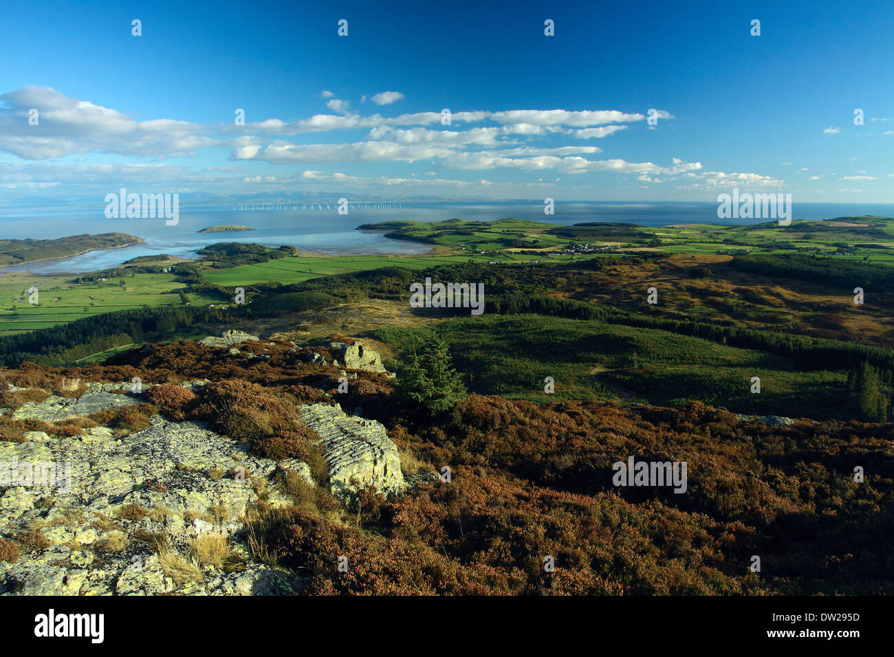 Der Lake District Berge und die Colvend Küste vom Gipfel des Screel über Auchencairn, Dumfries & Galloway Stockfoto