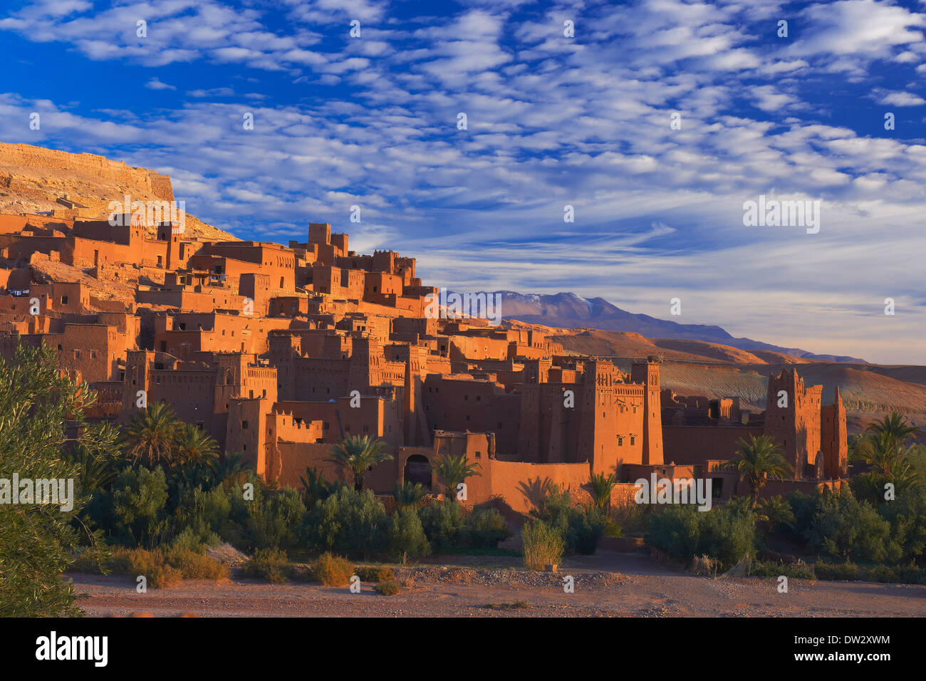 Ait Benhaddou Kasbah in der Morgendämmerung, Marokko, hoher Atlas-Gebirge, Ksar Ait Benhaddou, Ouarzazate Provinz Souss-Massa-Draâ Region, Stockfoto