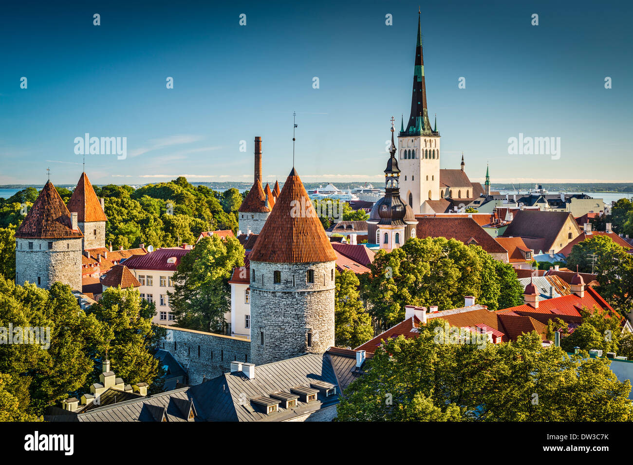 Tallinn, Estland alte Stadtansicht von Domberg. Stockfoto