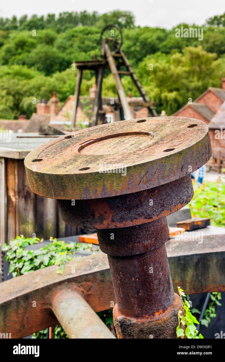 Rost bleibt Eisen vergangener Industriemaschinen ein Teil des Museums Eisenbrücke in Blists Hill viktorianischen Stadt Telford England Stockfoto