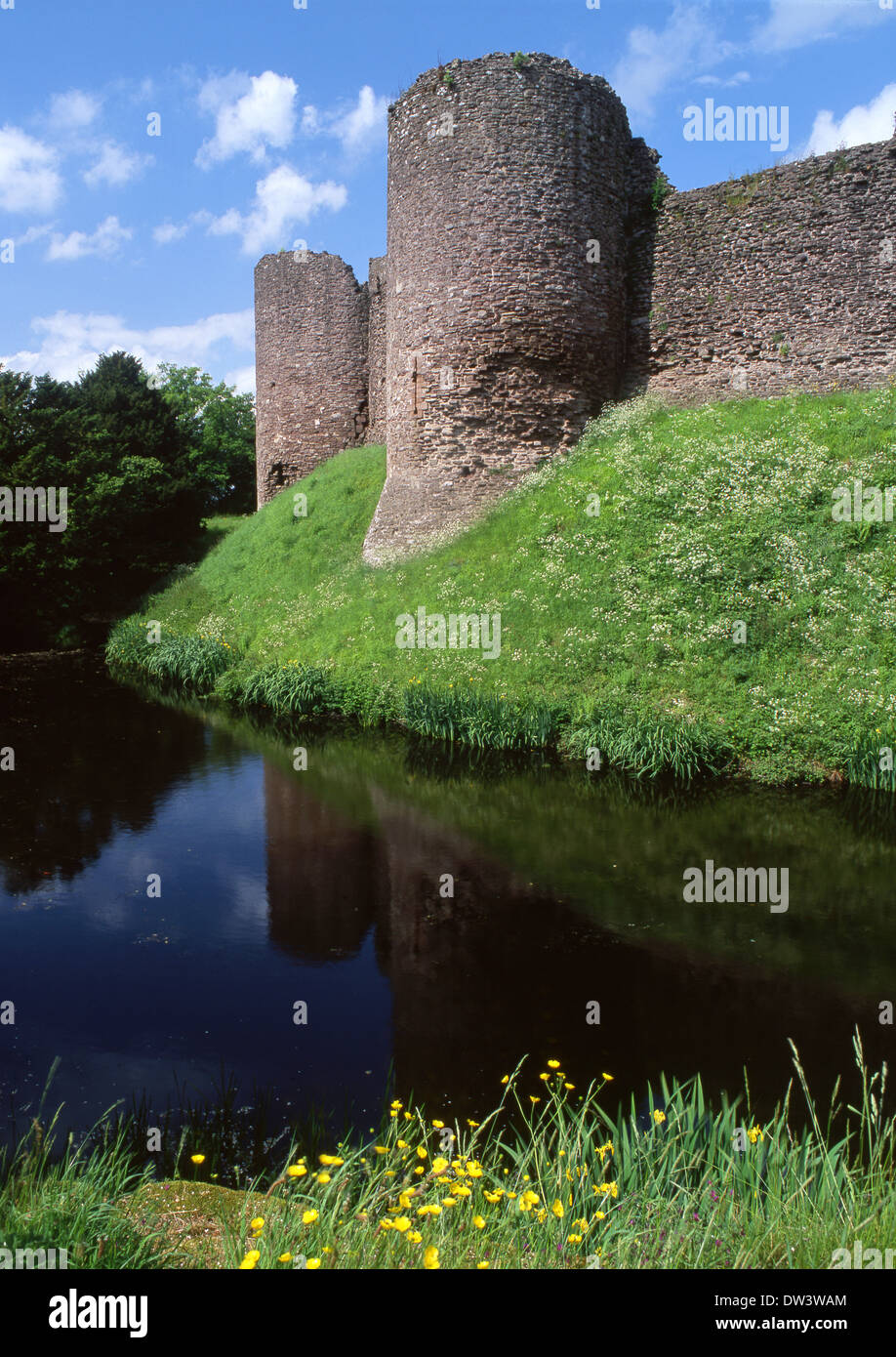 White Castle Whitecastle einer der "Drei Burgen" in Monmouthshire nahe der englischen Grenze South Wales UK Stockfoto