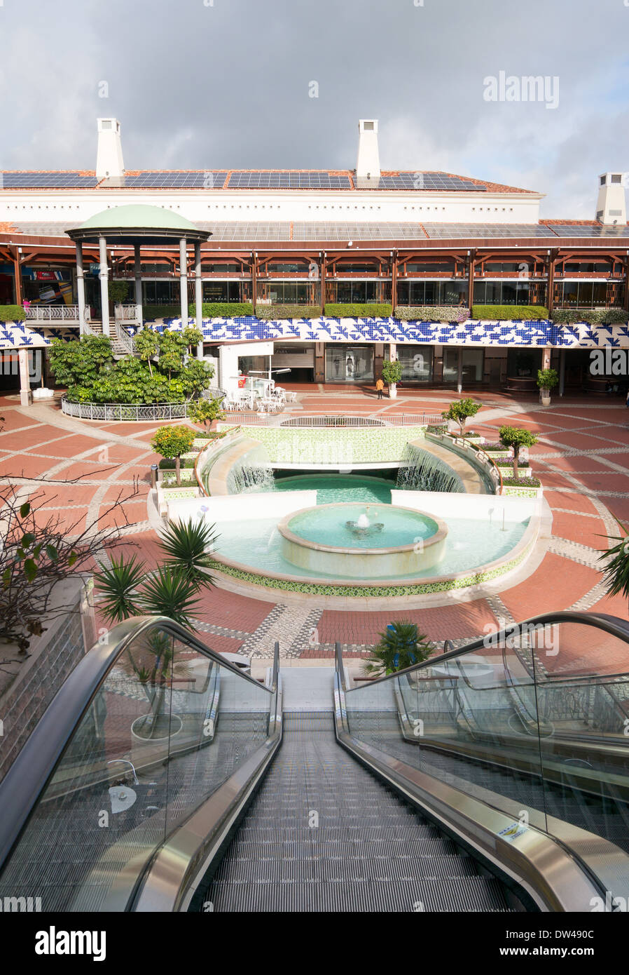 Forum Algarve Einkaufszentrum oder Mall in Faro, Algarve, Portugal, Europa Stockfoto