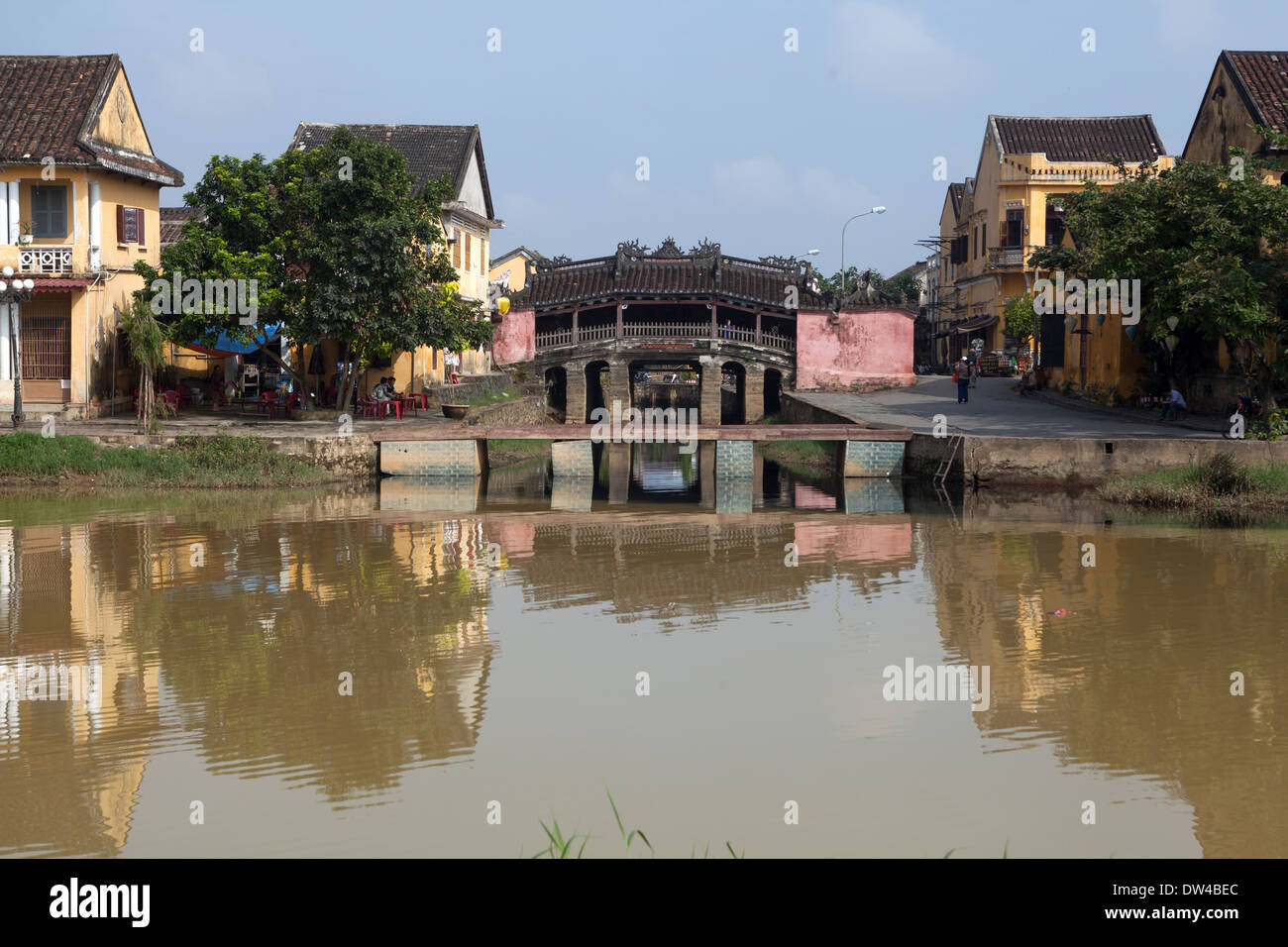Chua Cau Temple Bridge (Japanische überdachte Brücke) in der historischen Altstadt von Hoi an Vietnam Stockfoto