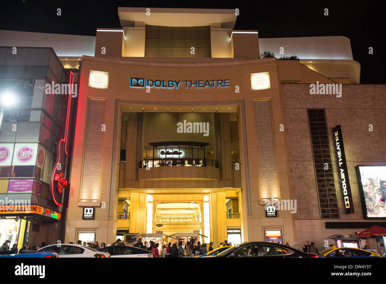 Dolby Theater am Hollywood Boulevard, Hollywood, CA in der Nacht Stockfoto