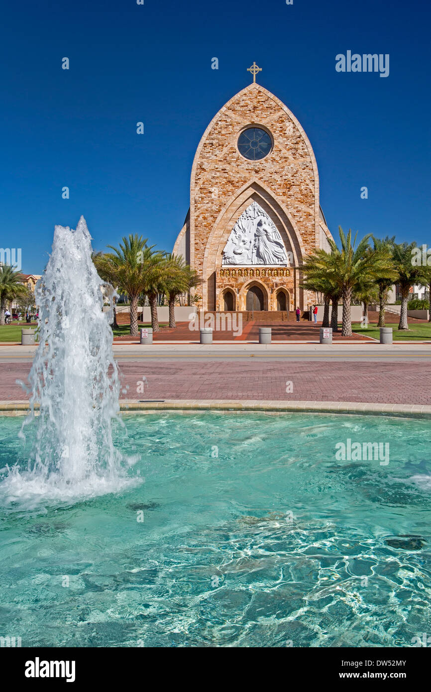 Ave Maria, Florida - das Ave Maria Oratorium, eine römisch-katholische Kirche in eine geplante Wohnsiedlung. Stockfoto
