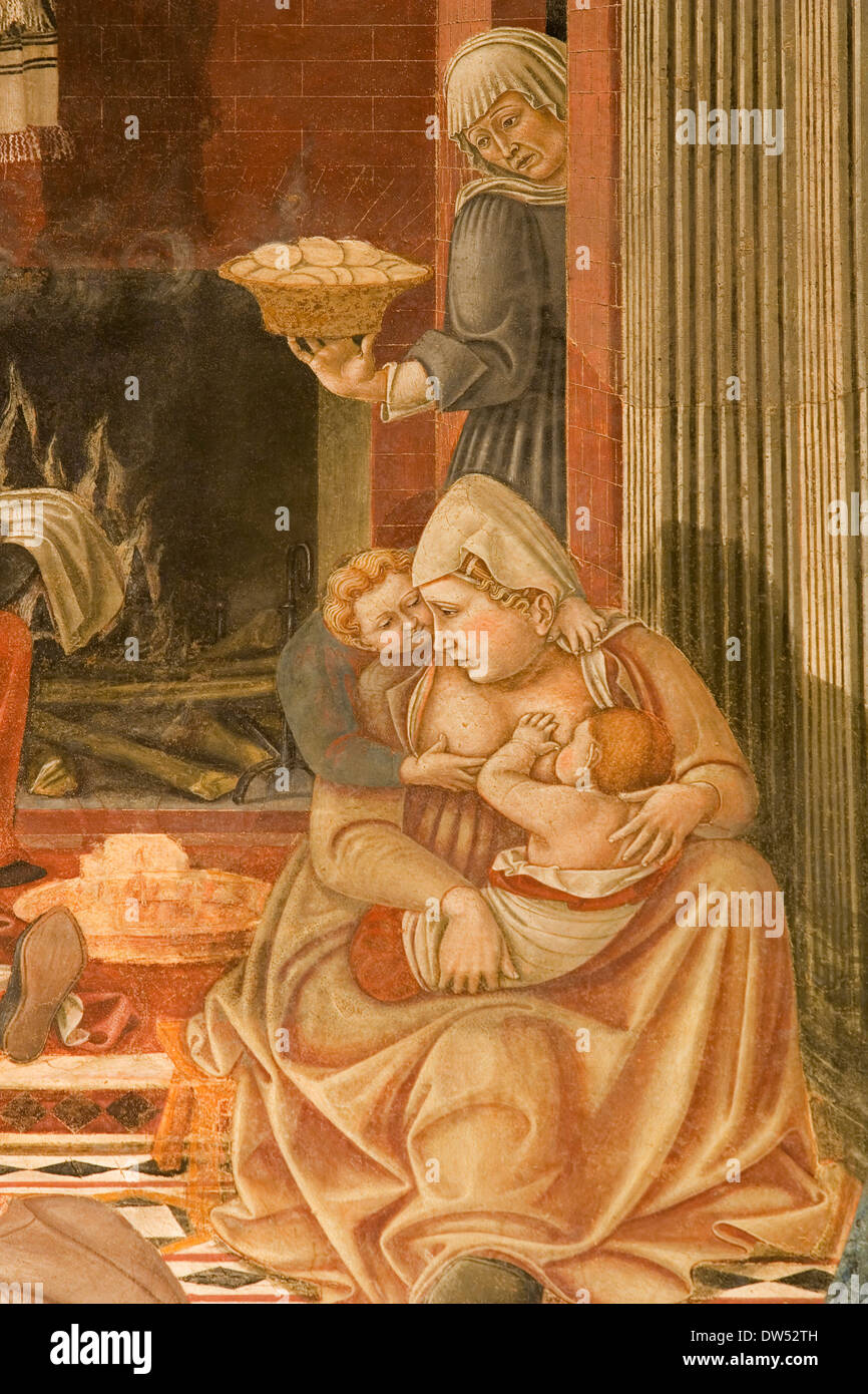 Europa, Italien, Toskana, Siena, Santa Maria della Scala, Pellegrinaio, Fresken von Domenico di Bartolo, Krankenschwester Stockfoto