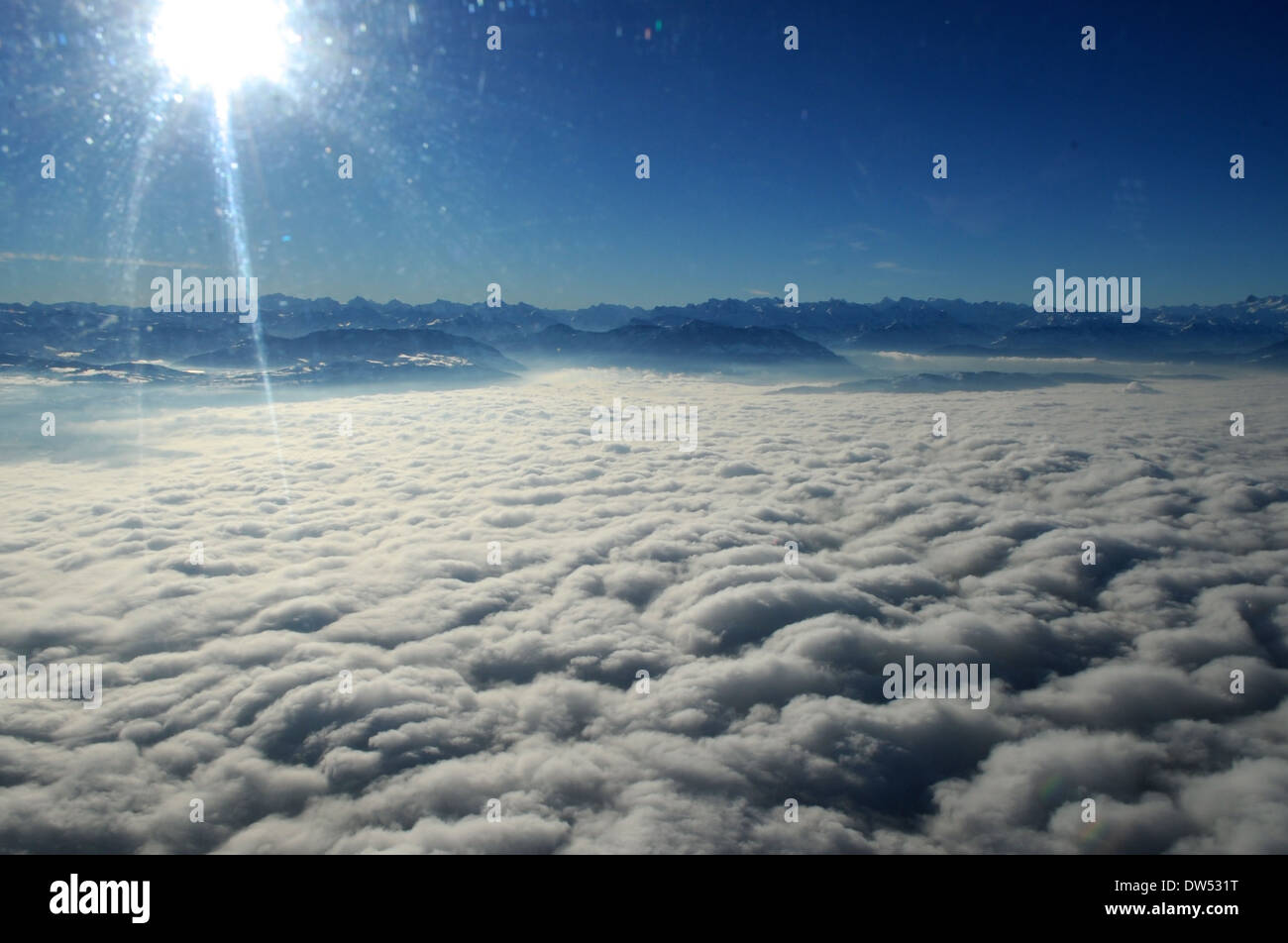 Cloud-Decke zwischen Davos und Zürich Stockfoto