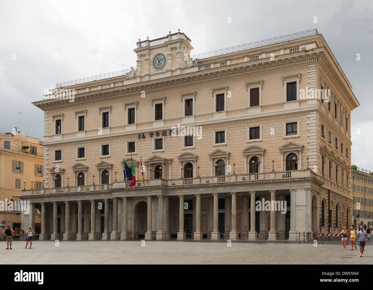 Wedekind-Palast, Sitz der Zeitung "Il Tempo", Rom, Italien. Stockfoto