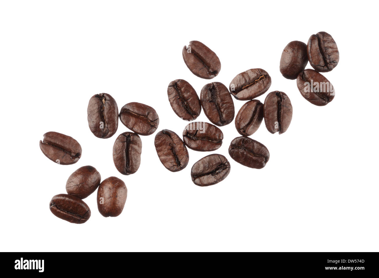 Kaffeebohnen isoliert auf weißem Hintergrund hautnah Stockfoto