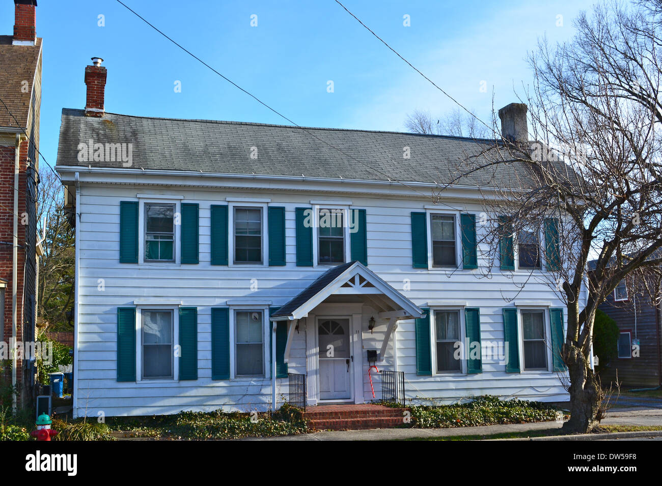 Dieses Haus befindet sich im Camden Historic District im Kent County, Delaware, und ist im National Register of Historic Places eingetragen. Der Stadtteil verfügt über bemerkenswerte Gebäude mit historischer Bedeutung. Stockfoto