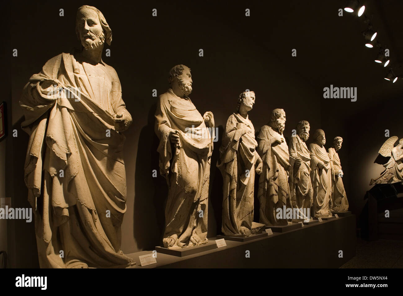 Europa, Italien, Toskana, Siena, Museum Opera Metropolitana, Statuen, die Apostel, Schule von Giovanni Pisano Stockfoto